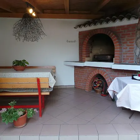 Apartment In 15482